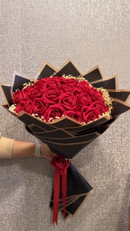 Yapay Kırmızıgül Buket’i